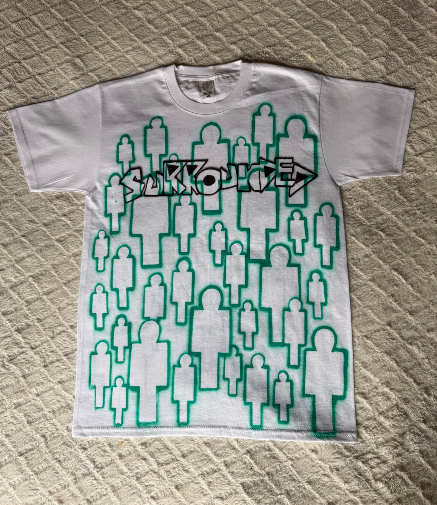 Double-sided "surrounded" Tee