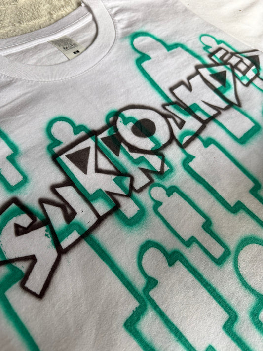 Double-sided "surrounded" Tee